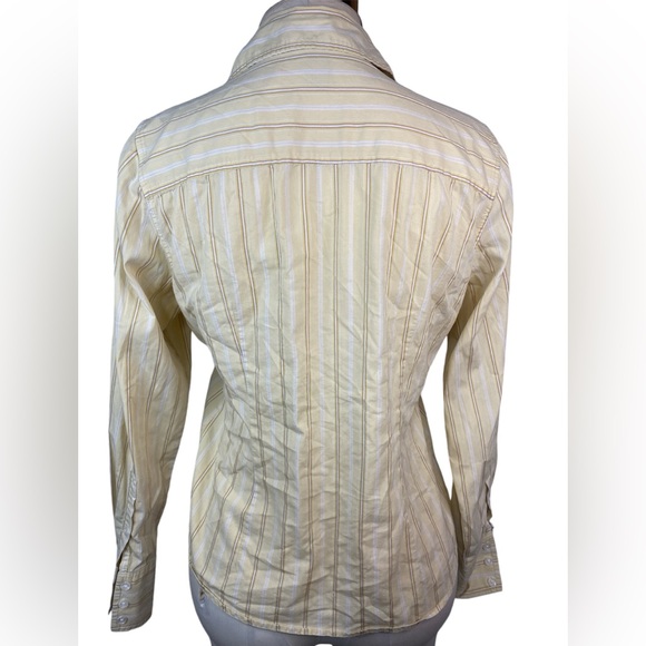 Izod Long Sleeve Button Up Shirt Women’s Large - Picture 2 of 3